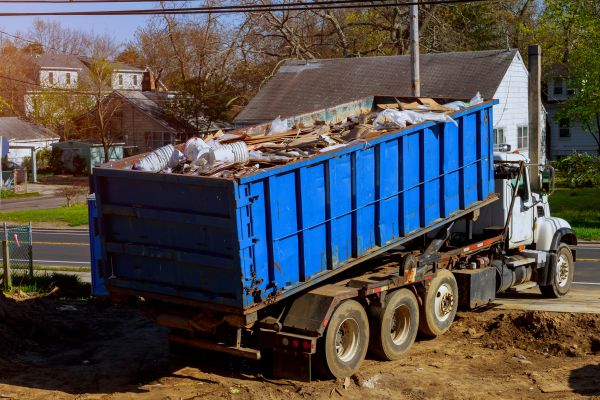 Junk Pickup Service in Bloomfield Hills
