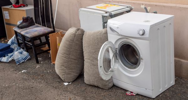 Washer Dryer Disposal in Bloomfield Hills