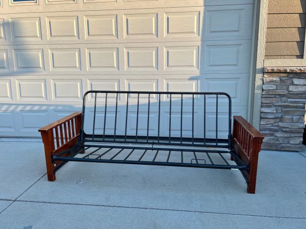 Porch Furniture Disposal in Bloomfield Hills